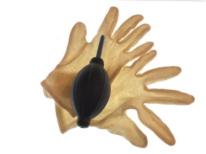 les gants pour manipuler les contretypes